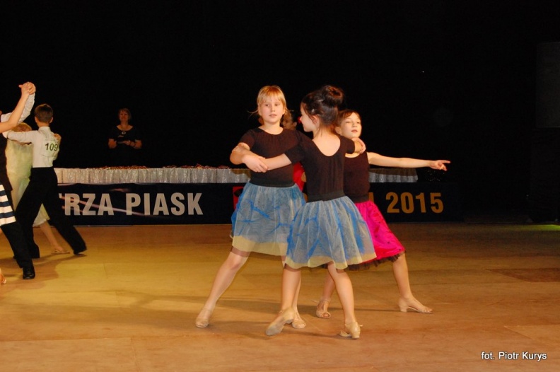 pierwszy-taneczny-krok-piaski-02-2015-zdjecia-075