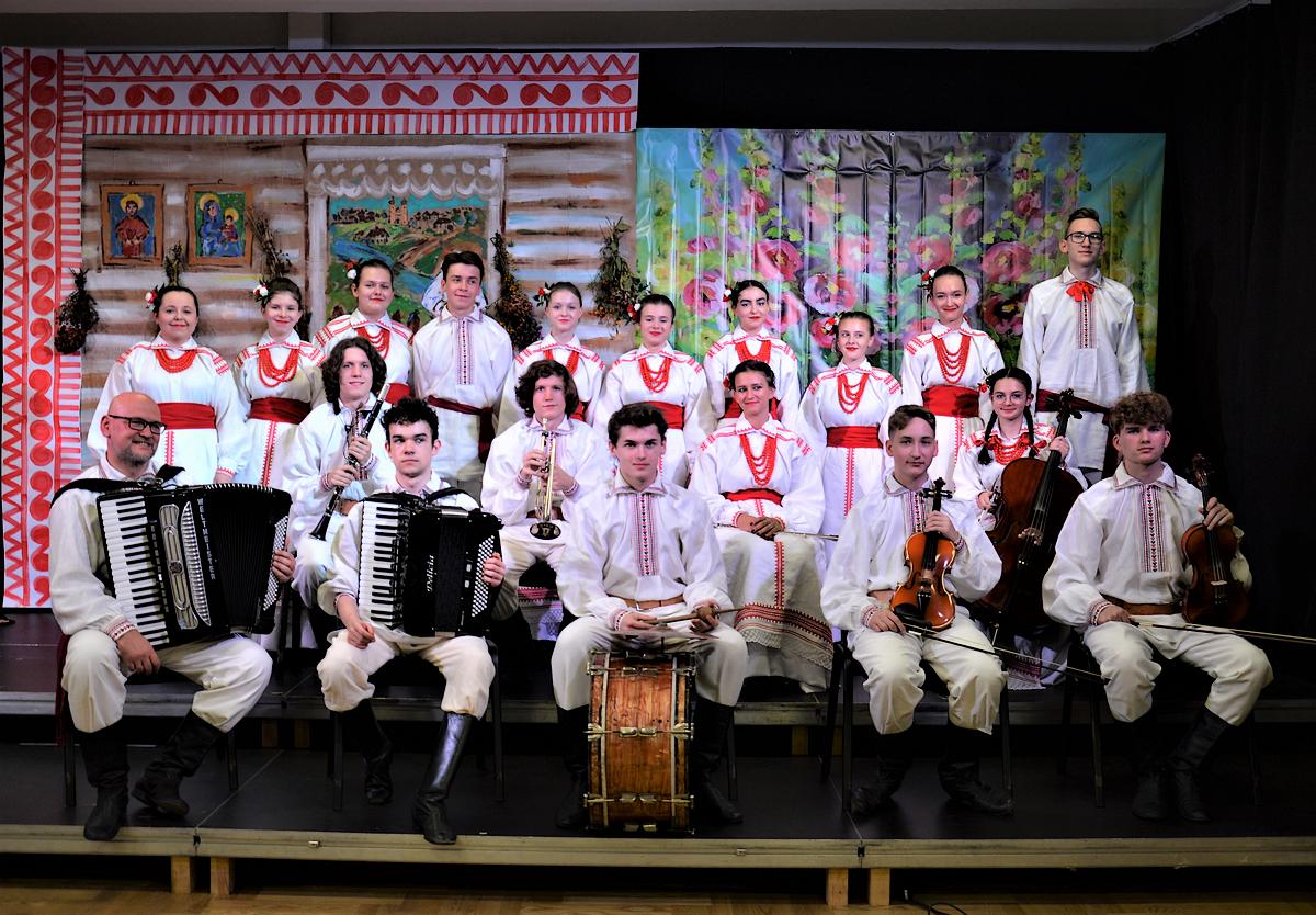 Zawierucha, koncert Hej od Biłgoraja, grupowe zdjęcie